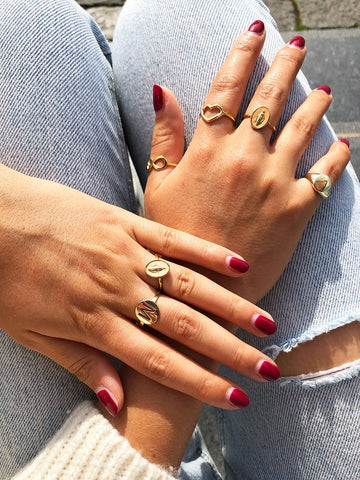 LOTT GIOIELLI - SYMBOOL OVAAL ZEGEL RING goud