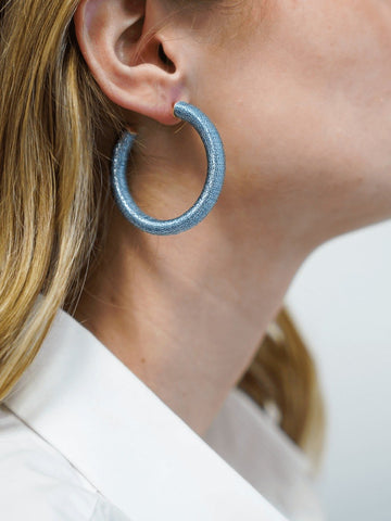 LOTT GIOIELLI - BABY BLAUWE OORBELLEN CHLOE CREOLE L