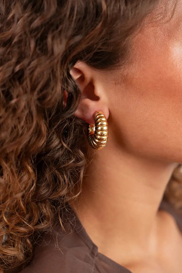 LOTT GIOIELLI - GOUDEN OORBELLEN HORIZONTAL BUMPS M