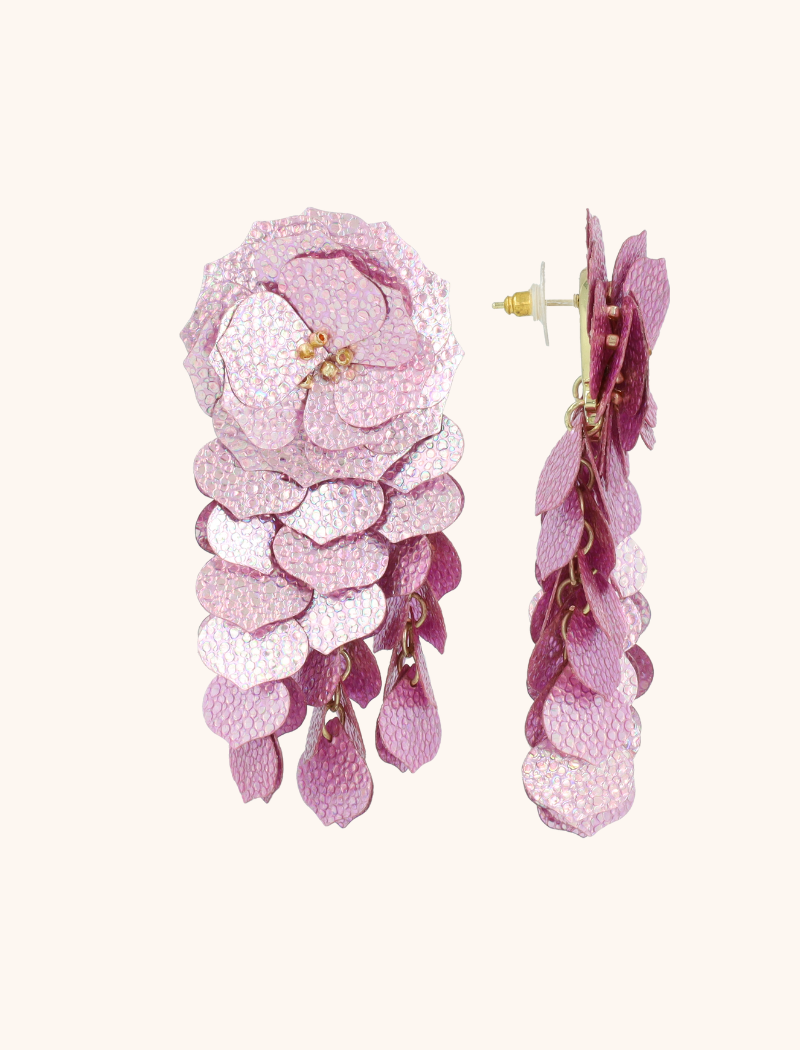 LOTT GIOIELLI - LILA OORBELLEN ELIN SEQUIN HAMMERED FLOWER WATERFALL