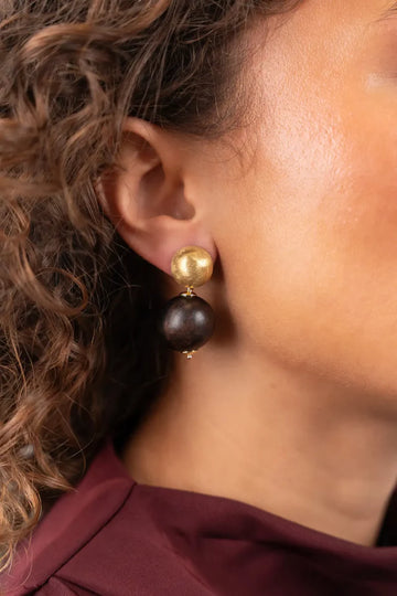 LOTT GIOIELLI- BRUINE OORBELLEN GLOBE M EBONY OONA