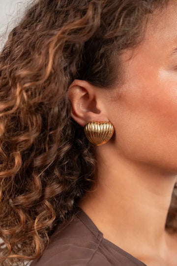 LOTT GIOIELLI - GOUDEN OORBELLEN HEART SHELL STUD