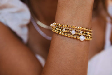 Lott. Gioielli - Bracelet elastic pearl 3mm goud